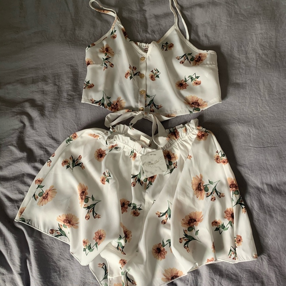 2 piece floral set